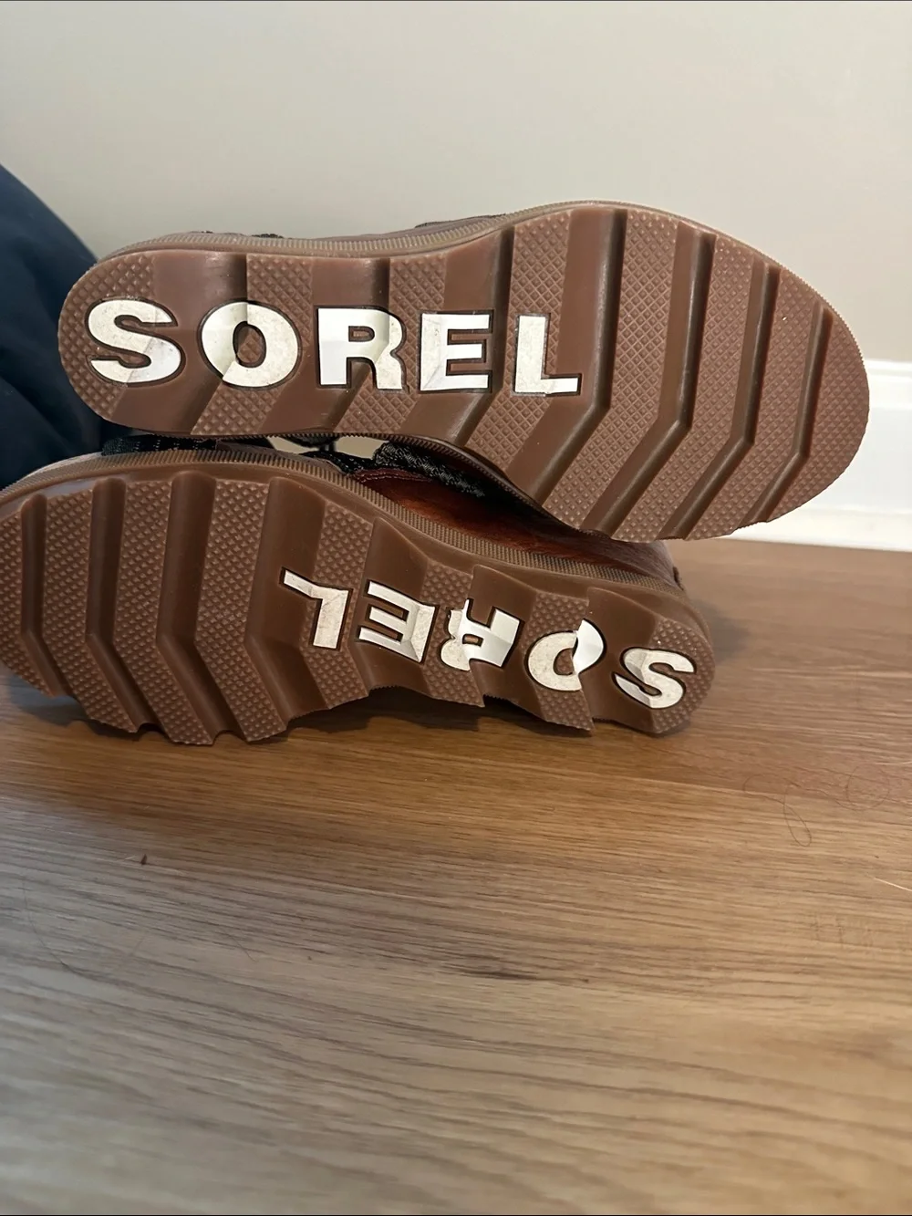 Sorel Olive Elastic Strap Cork Wedge Sandals